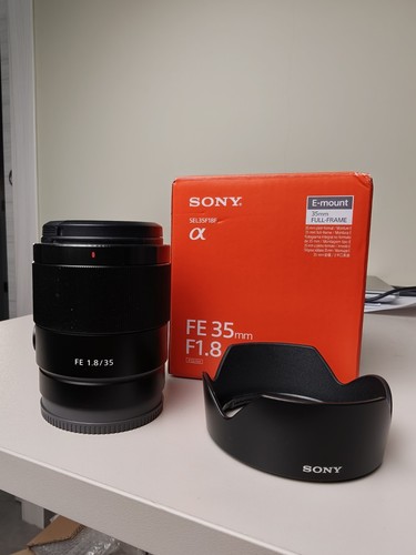 Sony 35mm f - 35mm, f1.8