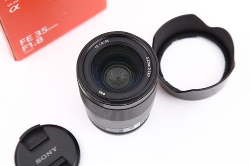 Sony f 1 - 35, mm